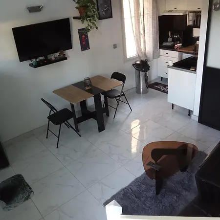 Maison Coquette Camarguaise