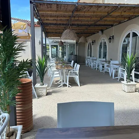 Maison Coquette Camarguaise Codognan