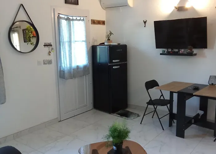 Maison Coquette Camarguaise Tatil Evi