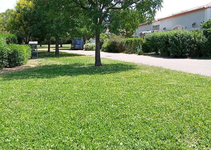 Maison Coquette Camarguaise Tatil Evi *